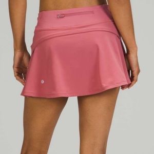 Lululemon Play Off The Pleats Mid Rise Skirt Size 6 Sz 6